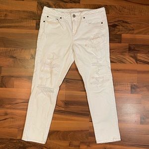 American Eagle “Slouchy” Jeans Size 4